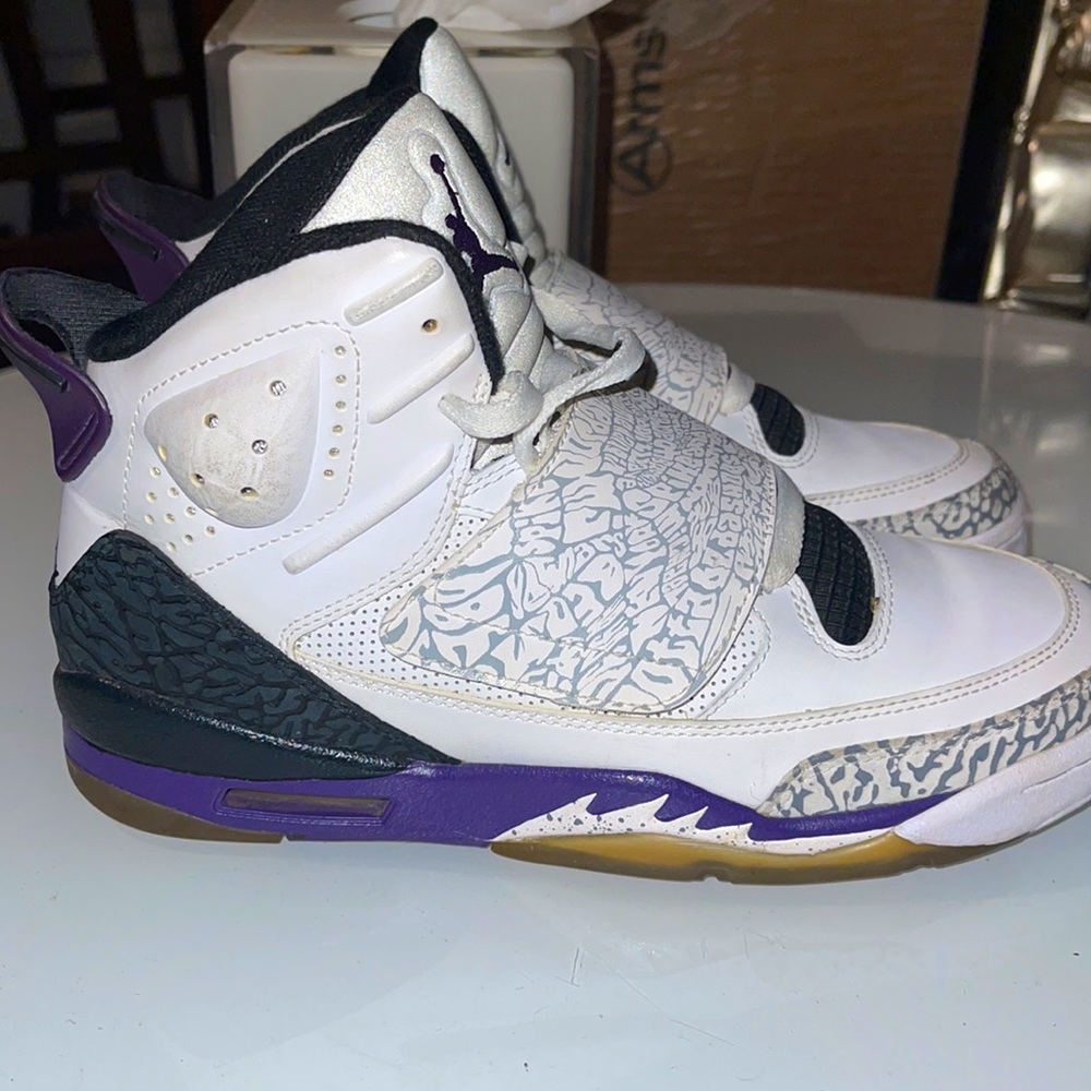 Air Jordan SON OF MARS ‘Club Purple’ only worn 1x with no scuffs